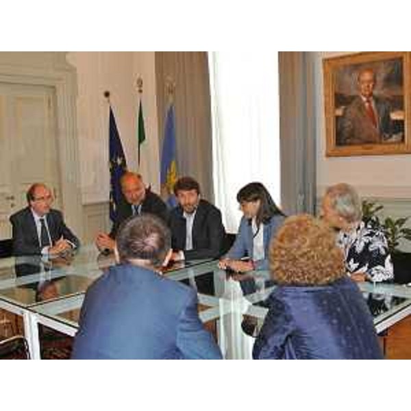 Gianni Torrenti (Assessore regionale Cultura), Roberto Cosolini (Sindaco Trieste), Dario Franceschini (Ministro Beni e Attività Culturali e Turismo), Debora Serracchiani (Presidente Regione Friuli Venezia Giulia) e Maria Teresa Bassa Poropat (Presidente Provincia Trieste) nella sede della Regione FVG, in piazza Unità d'Italia - Trieste 02/09/2015