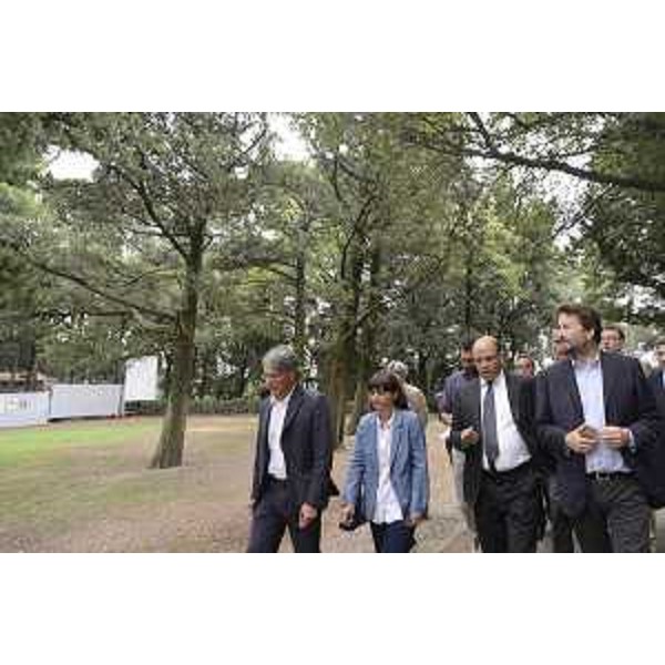 Debora Serracchiani (Presidente Regione Friuli Venezia Giulia), Luca Caburlotto (Sovrintendente Beni storici, artistici, etnoantropologici FVG) e Dario Franceschini (Ministro Beni e Attività Culturali e Turismo) nel Parco del Castello di Miramare - Trieste 02/09/2015