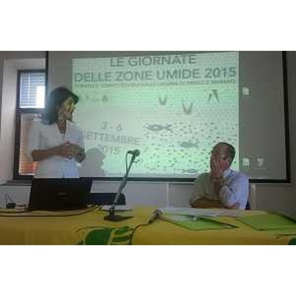 Mariagrazia Santoro (Assessore regionale Pianificazione territoriale) all'apertura dei lavori dell' "Evento 3 - Campo scuola sulla Laguna di Grado e Marano" organizzato da Legambiente FVG nell'ambito delle iniziative per "Le Giornate delle Zone Umide 2015" - Grado 03/09/2015