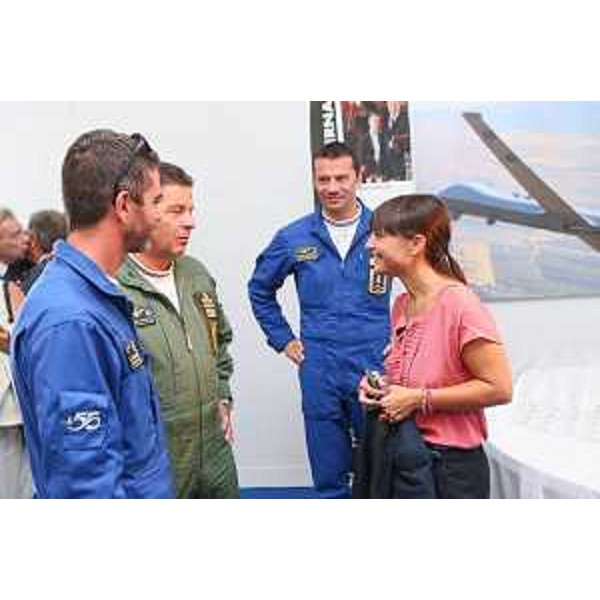 Debora Serracchiani (Presidente Regione Friuli Venezia Giulia) e Jan Slangen [Comandante Pattuglia Acrobatica Nazionale (PAN) Frecce Tricolori] alla celebrazione del 55° anniversario della Pattuglia Acrobatica Nazionale (PAN) "Frecce Tricolori" - Base Aerea Militare di Rivolto 06/09/2015