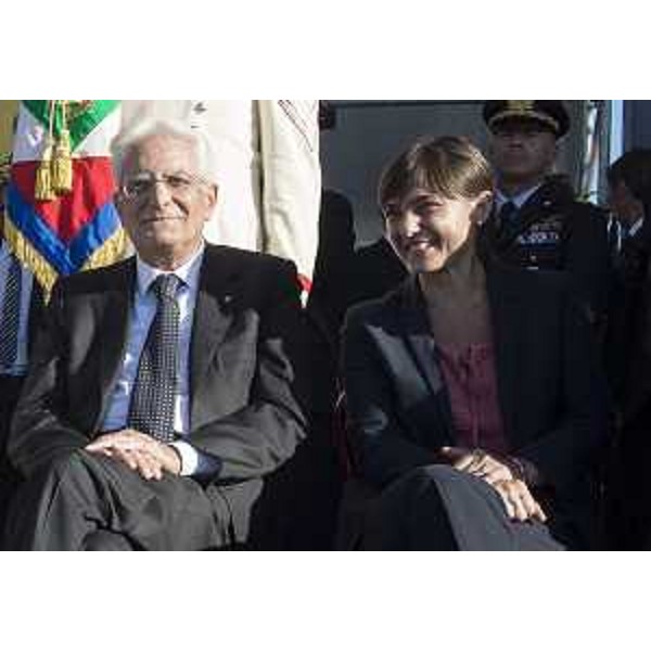Sergio Mattarella (Presidente Repubblica Italiana) e Debora Serracchiani (Presidente Regione Friuli Venezia Giulia) alla celebrazione del 55° anniversario della Pattuglia Acrobatica Nazionale (PAN) "Frecce Tricolori" - Base Aerea Militare di Rivolto 06/09/2015 (Foto Quirinale)
