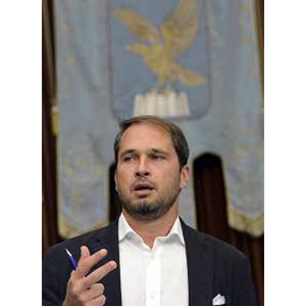 Cristiano Shaurli (Assessore regionale Risorse agricole e forestali) durante i lavori d'Aula in Consiglio regionale - Trieste 08/09/2015