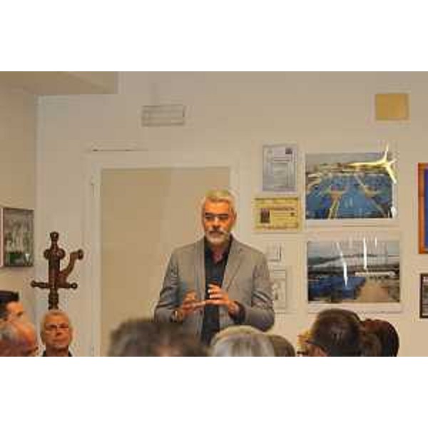 Paolo Panontin (Assessore regionale Protezione civile) alla cerimonia di consegna delle attestazioni di benemerenza assegnate dalla Presidenza del Consiglio dei Ministri, nella sede della Protezione civile del FVG - Manzano 08/09/2015