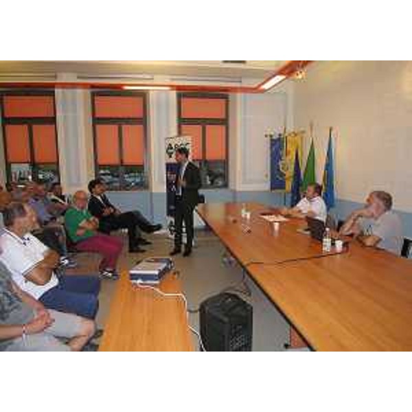 Cristiano Shaurli (Assessore regionale Risorse agricole e forestali) interviene all'incontro "La gestione del pescheto: innovazioni tecniche e culturali" - Fiumicello 10/09/2015