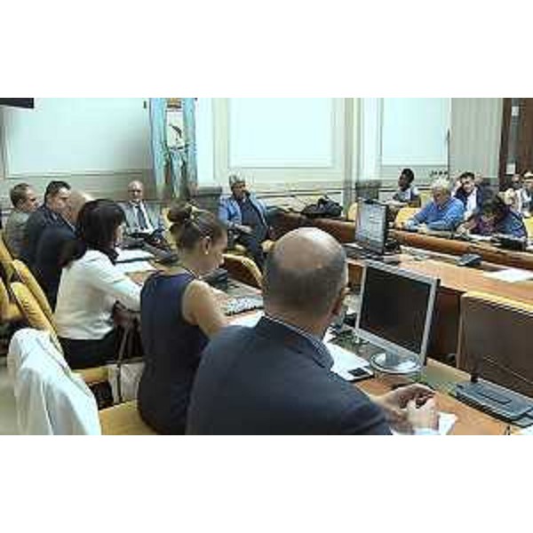 La riunione sullo sviluppo dei collegamenti ferroviari della Commissione speciale per i Trasporti extraurbani ferroviari e per la Mobilità sostenibile extraurbana, nella Sala del Consiglio comunale, Palazzo dell'ex Pretura - Monfalcone 14/09/2015
