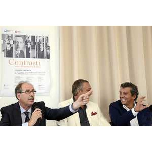 Gianni Torrenti (Assessore regionale Cultura) alla presentazione della stagione sinfonica della Mitteleuropa Orchestra "Contrasti, '900 - un secolo di musica" - Palmanova 16/09/2015
