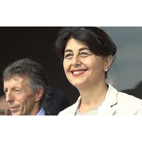 Mariagrazia Santoro (Assessore regionale Edilizia) all'inaugurazione della ristrutturazione e dell'ampliamento della scuola primaria Alessandro Manzoni - Mariano 18/09/2015