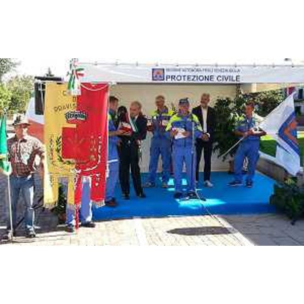 Paolo Panontin (Assessore regionale Protezione civile) ai festeggiamenti del 20° anniversario del Gruppo comunale di Protezione civile - Pravisdomini 20/09/2015