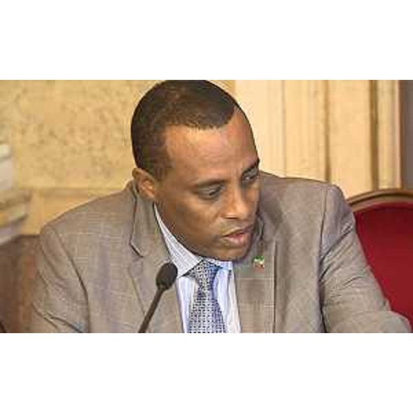 Dawano Kedir (Rappresentante Ministero Affari esteri Etiopia) durante la visita della delegazione di imprenditori del settore del caffè dell'Etiopia, nel Salone del Palazzo della Presidenza del FVG - Trieste 24/09/2015