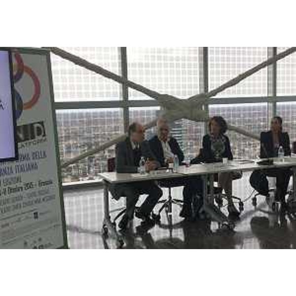 Gianni Torrenti (Assessore regionale Cultura, Sport e Solidarietà) alla presentazione della V edizione dell'evento dedicato alla danza italiana "NID Platform" che si terrà in FVG nel 2017 - Milano 23/09/2015
