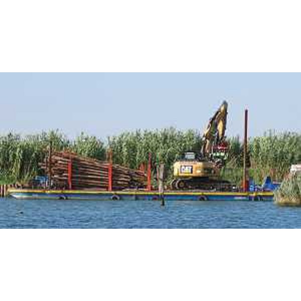 Palificazioni per il dragaggio del fiume Corno