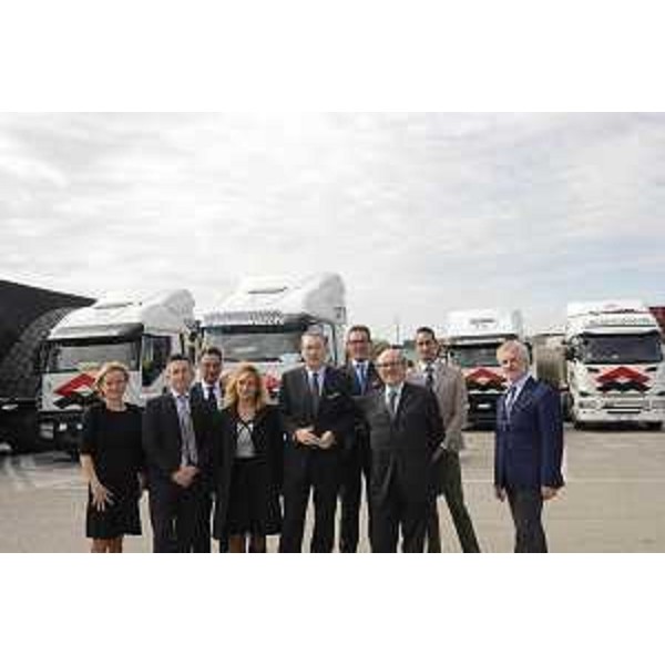 Sergio Bolzonello (Vicepresidente Regione FVG e assessore Attività produttive, Cooperazione e Turismo) alla Autamarocchi S.p.A., con il presidente Oscar Zabai e i vertici dell'Azienda - Trieste 01/10/2015