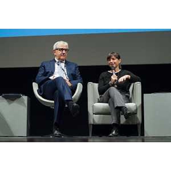 Debora Serracchiani (Presidente Regione Friuli Venezia Giulia) al convegno "La Finanza nel ciclo di vita dell'Impresa", al Teatro Verdi - Pordenone 02/10/2015 (Foto © ACB Group S.p.A.)