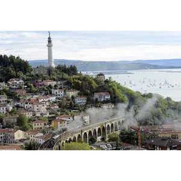 Il Barcolana Express lascia Trieste alla fine della Regata - Barcola 11/10/2015