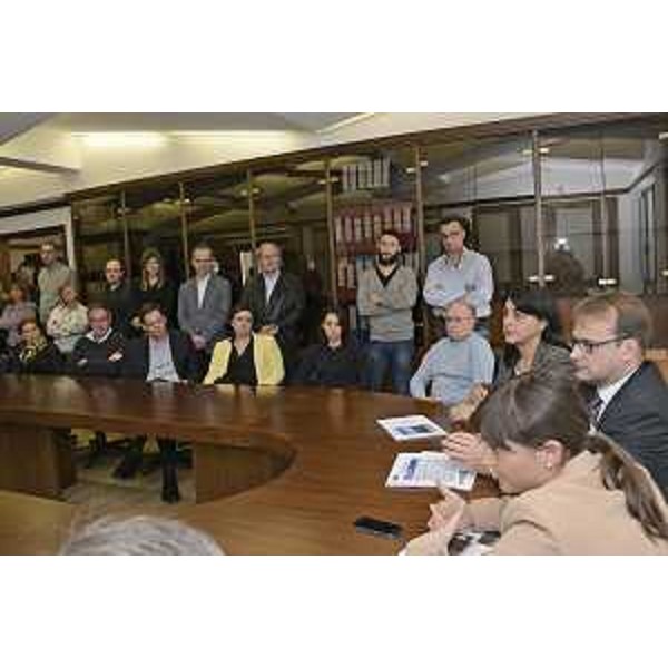 Debora Serracchiani (Presidente Regione Friuli Venezia Giulia), Giorgio Damiani (Presidente FVG Strade S.p.A.) e Mariagrazia Santoro (Assessore regionale Infrastrutture) nella nuova sede di Friuli Venezia Giulia Strade S.p.A., in Scala dei Cappuccini - Trieste 12/10/2015