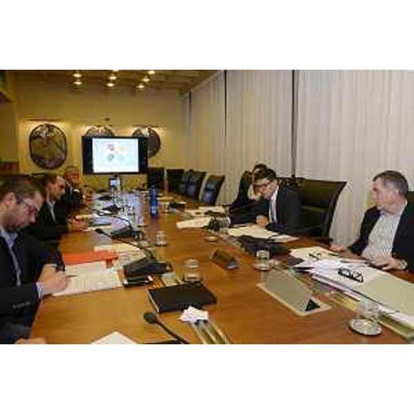 Simone Puksic (Presidente Insiel S.p.A.) ascoltato dalla Prima Commissione in merito al Piano attuativo del Piano industriale 2014-2017, in Consiglio regionale - Trieste 13/10/2015