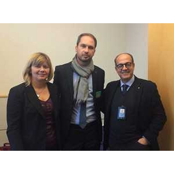 Isabella De Monte (Parlamentare europea), Cristiano Shaurli (Assessore regionale Risorse agricole e forestali) e Paolo De Castro (Parlamentare europeo) - Bruxelles 14/10/2015
