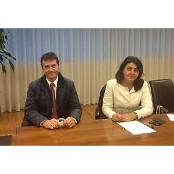 Orazio Iacono (Direttore Divisione Passeggeri Trenitalia) e Mariagrazia Santoro (Assessore regionale Infrastrutture e Mobilità) al Tavolo regionale dei pendolari - Udine 15/10/2015