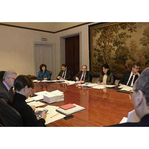 Debora Serracchiani (Presidente Regione Friuli Venezia Giulia) presiede la riunione della Giunta regionale - Trieste 16/10/2015
