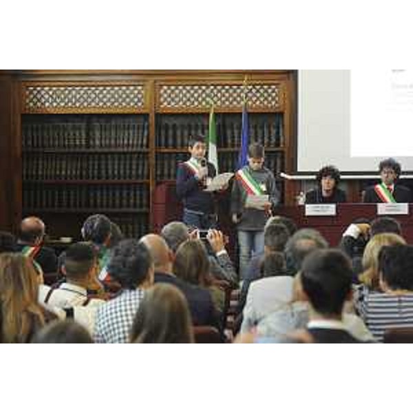 Loredana Panariti (Assessore regionale Lavoro, Formazione, Istruzione, Pari Opportunità, Politiche giovanili, Ricerca e Università) alla Conferenza nazionale Giovani Costruttori di Pace, nella Sala Koch del Senato - Roma 22/10/2015 (Foto Roberto Brancolini)