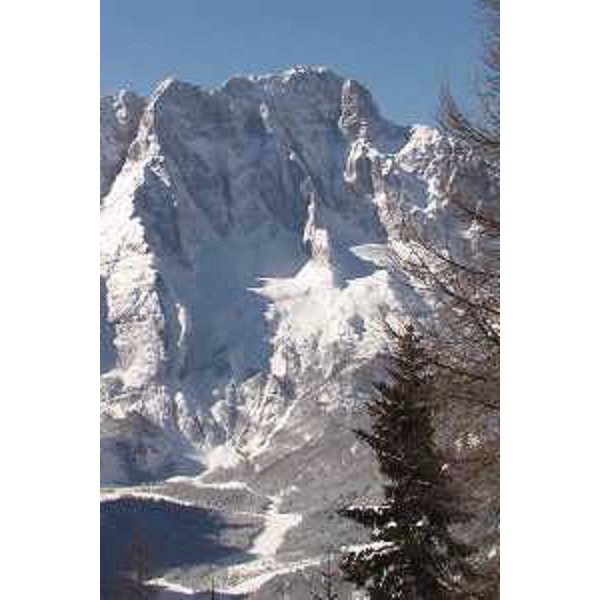 Comune di Malborghetto Valbruna (Udine): Val Saisera e Jof di Montasio visti dal Monte Santo di Lussari. Foto: Archivio del Corpo forestale regionale - Marco Pradella 