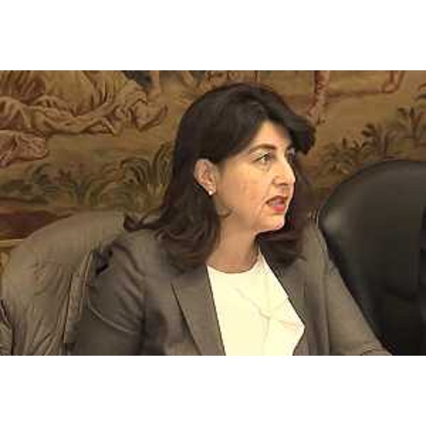 Mariagrazia Santoro (Assessore regionale Infrastrutture, Mobilità, Pianificazione territoriale, Lavori pubblici, Edilizia) durante la riunione della Giunta regionale del Friuli Venezia Giulia - Trieste 23/10/2015