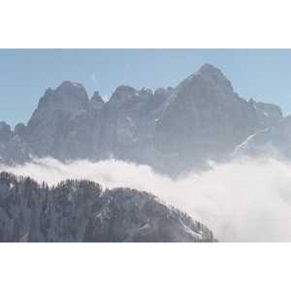 Jof Fuart visto dal Monte Santo di Lussari (Tarvisio, Udine). Foto: Archivio del Corpo forestale regionale - Marco Pradella 