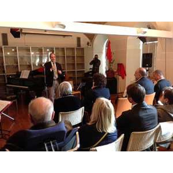 Gianni Torrenti (Assessore regionale Cultura) all'inaugurazione della mostra "Partigiani di un'altra Europa" del fotografo Danilo De Marco, a Palazzo Gopcevich - Trieste 25/10/2015