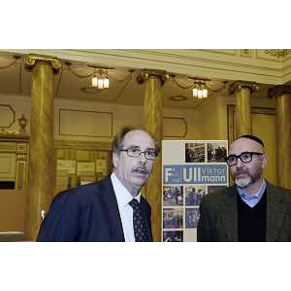 Gianni Torrenti (Assessore regionale Cultura) e Mauro Tabor (Assessore Cultura Comunità ebraica Trieste) al convegno internazionale "I compositori e i musicisti ebrei italiani durante il fascismo", al Ridotto del Teatro Lirico Giuseppe Verdi - Trieste 26/10/2015