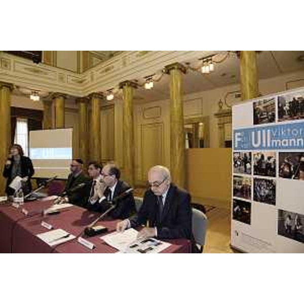 Mauro Tabor (Assessore Cultura Comunità ebraica Trieste), Stefano Pace (Sovrintendente Teatro Verdi Trieste), Gianni Torrenti (Assessore regionale Cultura) e Lucio Cristante (Direttore Dipartimento Studi Umanistici Università Trieste) al convegno internazionale "I compositori e i musicisti ebrei italiani durante il fascismo", al Ridotto del Teatro Lirico Giuseppe Verdi - Trieste 26/10/2015