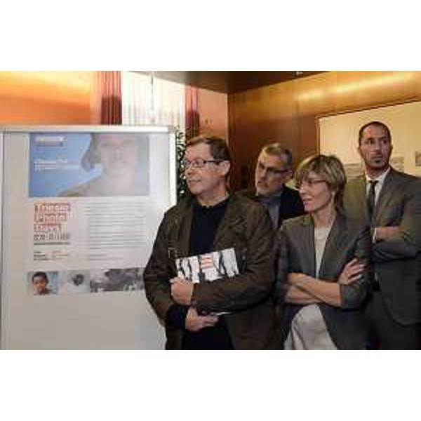 Claudio Tuti (Fotografo) all'inaugurazione della sua mostra, con i consiglieri Alessandro Colautti, Barbara Zilli e Roberto Revelant, in Consiglio regionale - Trieste 28/10/2015