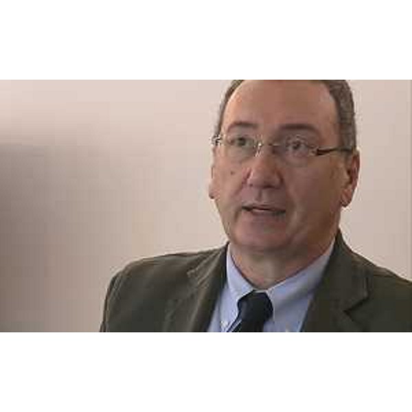 Sergio Bolzonello (Vicepresidente Regione FVG e assessore Attività produttive, Cooperazione e Turismo) alla conferenza stampa convocata per mettere in luce i risultati delle politiche regionali nell'area della Destra Tagliamento - Pordenone 30/10/2015