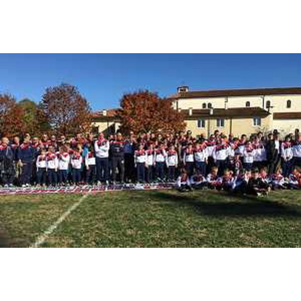 Debora Serracchiani (Presidente Regione Friuli Venezia Giulia) alla presentazione ufficiale della stagione calcistica 2015-2016 delle tre squadre amatoriali della Società sportiva ASD Warriors e del nuovo progetto Young Warriors, dedicato al settore giovanile, al campo sportivo Bertoli - Laipacco (UD) 01/11/2015