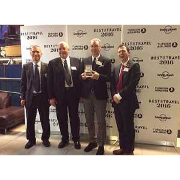 Tom Hall (Direttore Comunicazione Lonely Planet), Marco Tullio Petrangelo (Direttore generale TurismoFVG), Sergio Bolzonello (Vicepresidente Regione FVG e assessore Attività produttive, Cooperazione e Turismo) e un rappresentante della Turkish Airline alla cerimonia di premiazione delle destinazioni inserite nella guida Lonely Planet "Best in Travel 2016" al Museo dei Trasporti, a Covent Garden - Londra 01/11/2015 (Foto TurismoFVG)