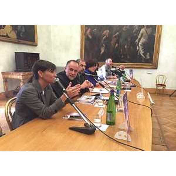 Debora Serracchiani (Presidente Regione Friuli Venezia Giulia) e Angelo Pittro (Direttore marketing e commerciale EDT Lonely Planet Italia) incontrano i media nella Pinacoteca dei Musei Capitolini in Campidoglio - Roma 03/11/2015