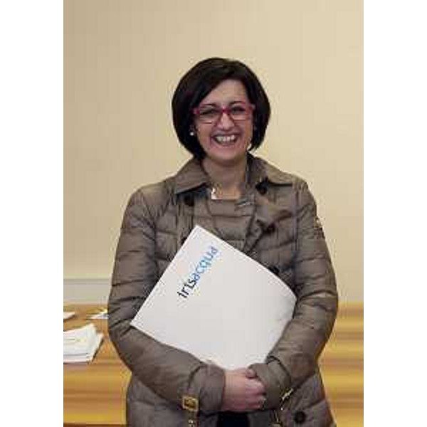Sara Vito (Assessore regionale Ambiente) alla presentazione del progetto per la razionalizzazione del sistema fognario dell'Ambito Territoriale Ottimale (ATO) Orientale Goriziano, nella sede di Irisacqua - Gorizia 10/11/2015