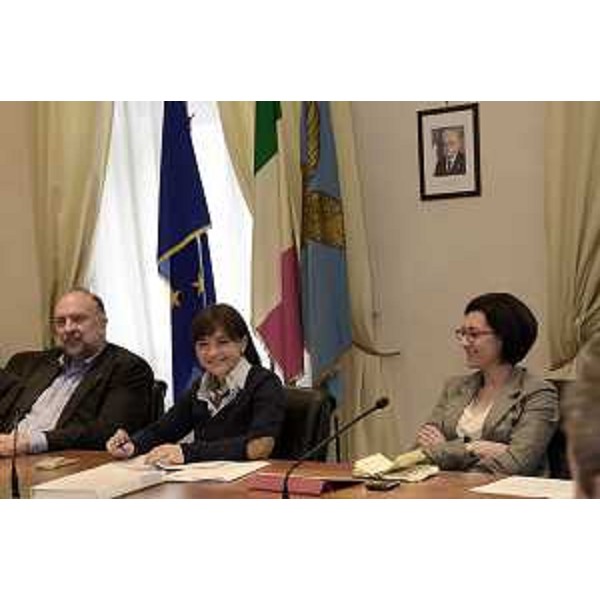 Roberto Cosolini (Sindaco Trieste), Debora Serracchiani (Presidente Regione Friuli Venezia Giulia) e Sara Vito (Assessore regionale Ambiente) al Tavolo Ferriera, nella sede della Presidenza della Regione - Trieste 10/11/2015