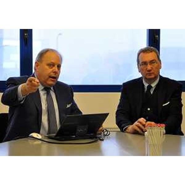 Daniele Stolfo (Amministratore delegato Refrion S.r.l.) e Sergio Bolzonello (Vicepresidente Regione FVG e assessore Attività produttive, Cooperazione e Turismo) - Flumignano di Talmassons (Foto Refrion S.r.l.)