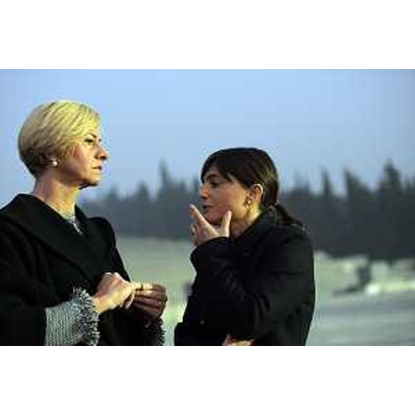 Roberta Pinotti (Ministro Difesa) e Debora Serracchiani (Presidente Regione Friuli Venezia Giulia) all'inaugurazione della Piazza delle Pietre d'Italia - Sacrario Militare di Redipuglia 09/10/2015
