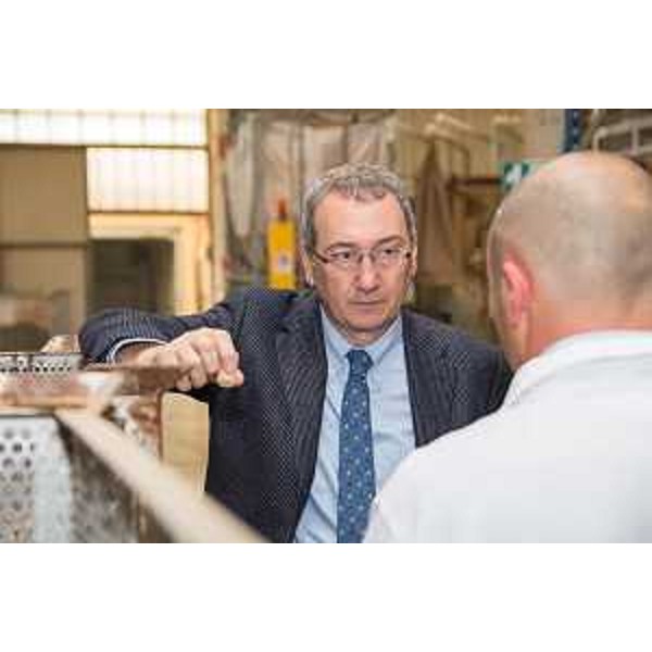 Sergio Bolzonello (Vicepresidente Regione FVG e assessore Attività produttive) visita la Colombin, Azienda leader nella produzione e commercializzazione di tappi da sughero - Trieste 12/11/2015 (Foto Colombin & Figlio S.p.A.)
