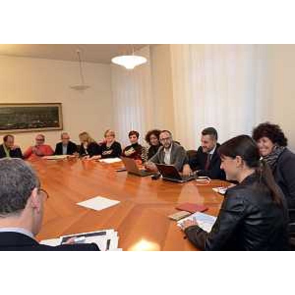 Debora Serracchiani (Presidente Regione Friuli Venezia Giulia) al Tavolo regionale che si occupa dello stabilimento della Electrolux di Porcia - Trieste 13/11/2015
