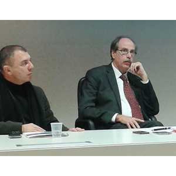 Lorenzo Fabbro [Presidente Agjenzie Regjonâl pe Lenghe Furlane (ARLeF)] e Gianni Torrenti (Assessore regionale Cultura) alla presentazione del Festival SUNS Europe 2015 - Udine 18/11/2015