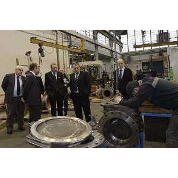 Sergio Bolzonello (Vicepresidente Regione FVG e assessore Attività produttive) visita lo stabilimento della Orion S.p.A. - Trieste 18/11/2015
