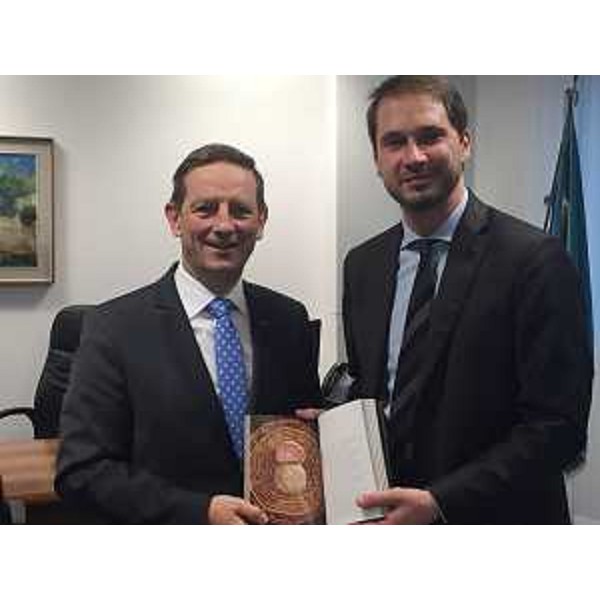 Christian Benger (Assessore Agricoltura e Turismo Land Carinzia) e Cristiano Shaurli (Assessore Risorse agricole e forestali Regione FVG), nella sede regionale - Udine 20/11/2015