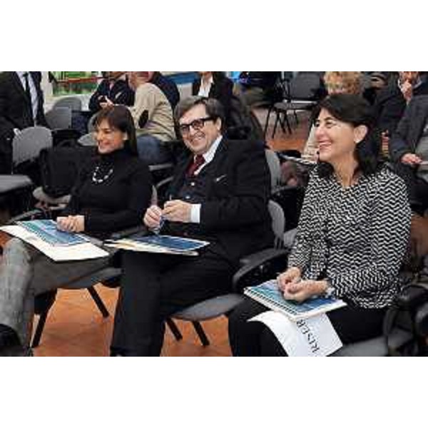 Debora Serracchiani (Presidente Regione Friuli Venezia Giulia), Maurizio Castagna (Amministratore delegato Autovie Venete S.p.A.) e Mariagrazia Santoro (Assessore regionale Infrastrutture) alla Conferenza dei Servizi per il terzo lotto autostradale dell'A4 tra Alvisopoli e Gonars - Villa Dora di San Giorgio di Nogaro 23/11/2015 (Petrussi Foto Press)