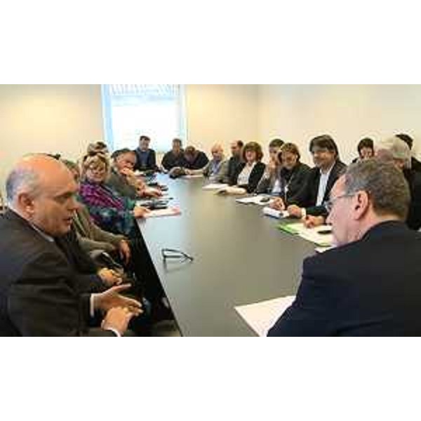 Tavolo sulla crisi della Cooperativa Carnica di consumo (CoopCa) con Sergio Bolzonello (Vicepresidente Regione FVG e assessore Attività produttive, Cooperazione e Turismo) - Tolmezzo 23/11/2015