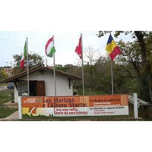 Sede della mostra "San Martino e l'albero storto: c'era un volta. Storie da una trincea", al Museo della Grande Guerra - San Martino del Carso 23/11/2015