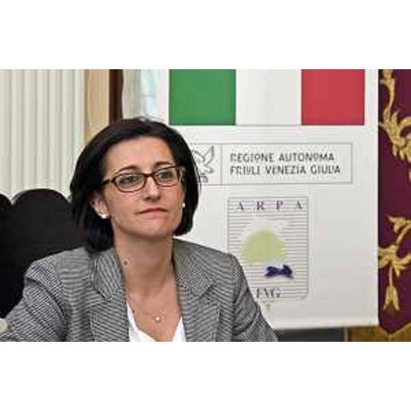 Sara Vito (Assessore regionale Ambiente ed Energia) all'incontro "L'ARPA che cambia. Quali prospettive di sviluppo nel nuovo contesto normativo?" - Palmanova 25/11/2015