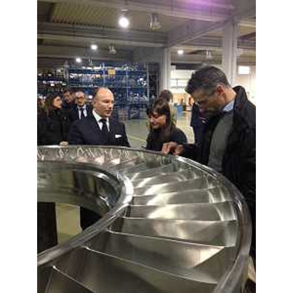 Debora Serracchiani (Presidente Regione Friuli Venezia Giulia) visita gli stabilimenti della Pietro Rosa TBM accompagnata da Mauro Fioretti (Amministratore delegato Pietro Rosa TBM) - Maniago 30/11/2015