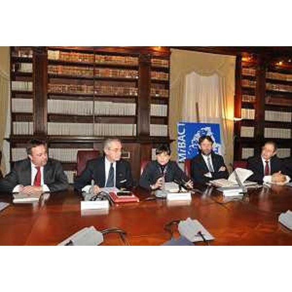 Cristiano Tiussi (Direttore Fondazione Aquileia), Antonio Zanardi Landi (Presidente Fondazione Aquileia), Debora Serracchiani (Presidente Regione Friuli Venezia Giulia) e Dario Franceschini (Ministro Beni e Attività Culturali e Turismo) alla presentazione de "Il Bardo ad Aquileia", mostra di importanti reperti del Museo Nazionale del Bardo di Tunisi, nel Salone del Ministro a Palazzo del Collegio Romano - Roma 02/12/2015